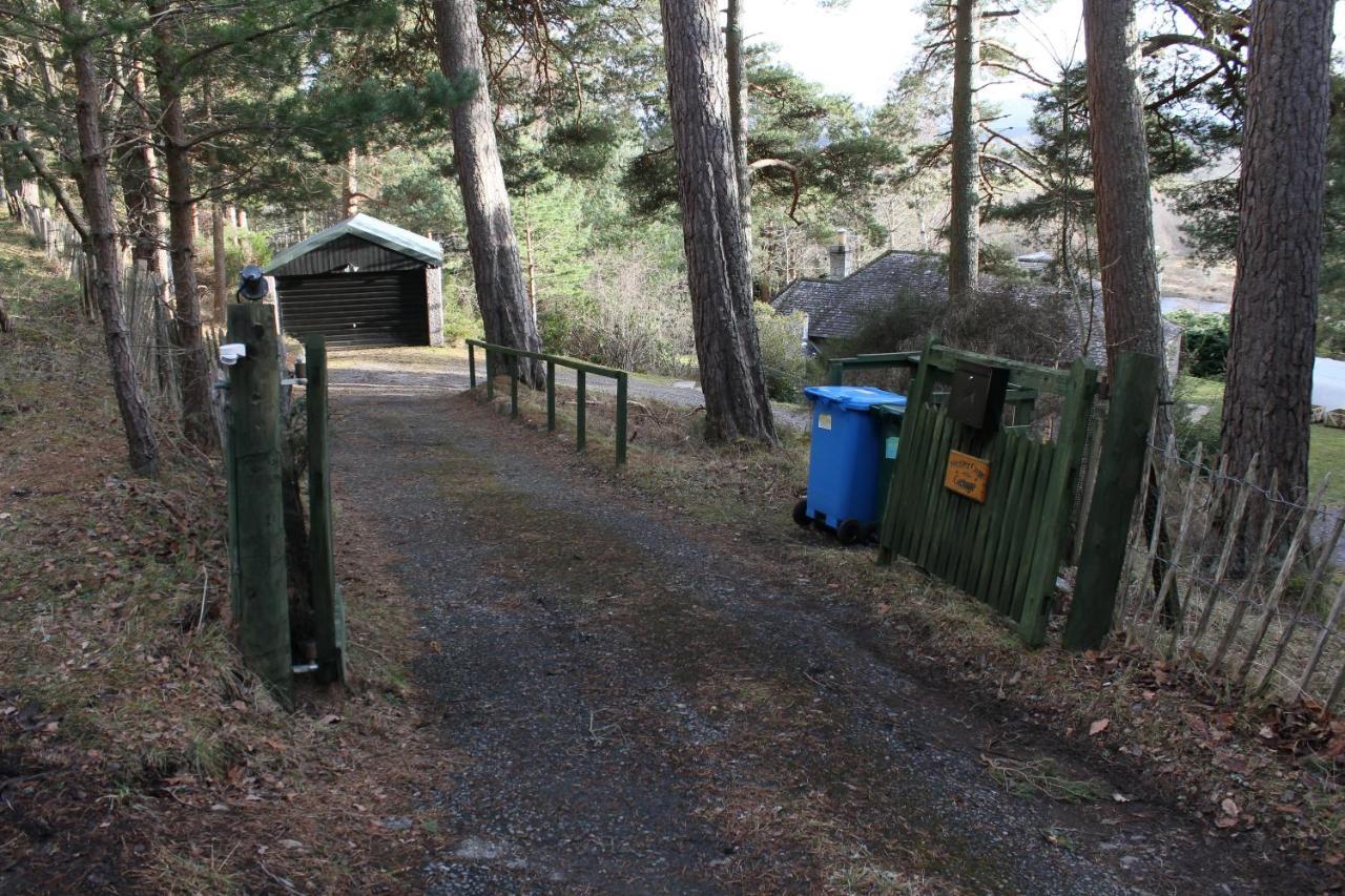 Amazing Cottage With Private Indoor Swim Pool And Hot Tub Grantown-on-Spey Exterior foto
