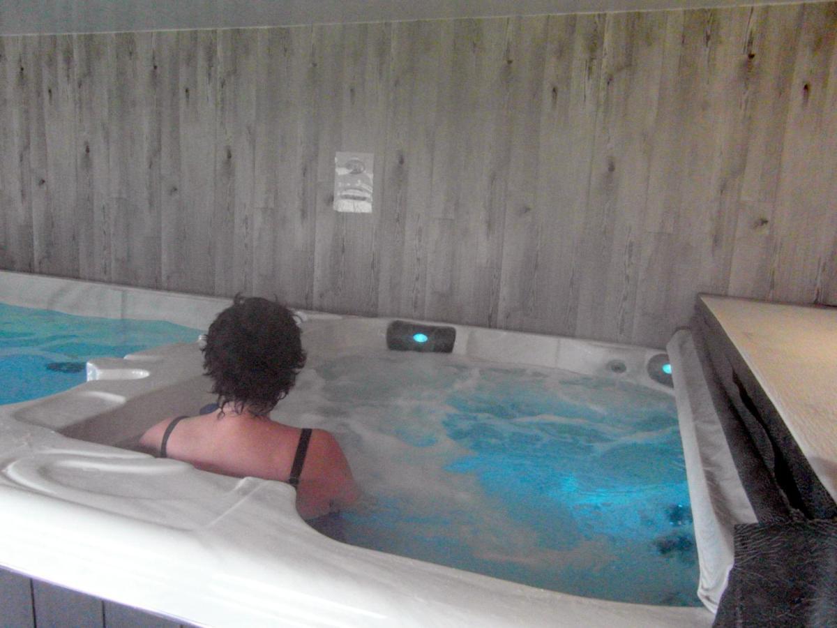Amazing Cottage With Private Indoor Swim Pool And Hot Tub Grantown-on-Spey Exterior foto