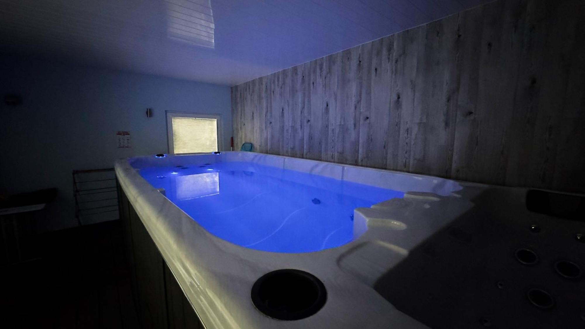 Amazing Cottage With Private Indoor Swim Pool And Hot Tub Grantown-on-Spey Exterior foto