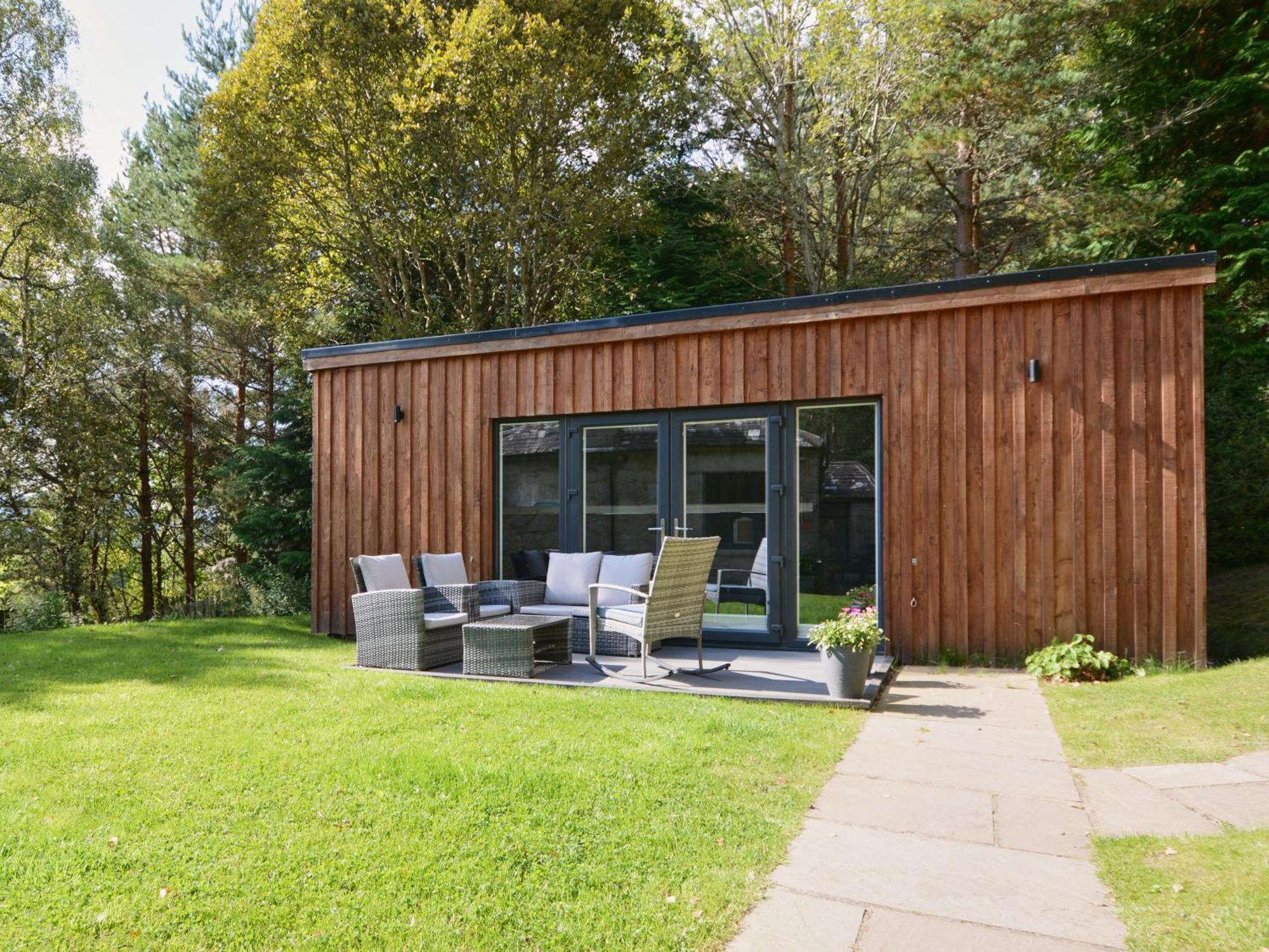 Amazing Cottage With Private Indoor Swim Pool And Hot Tub Grantown-on-Spey Exterior foto