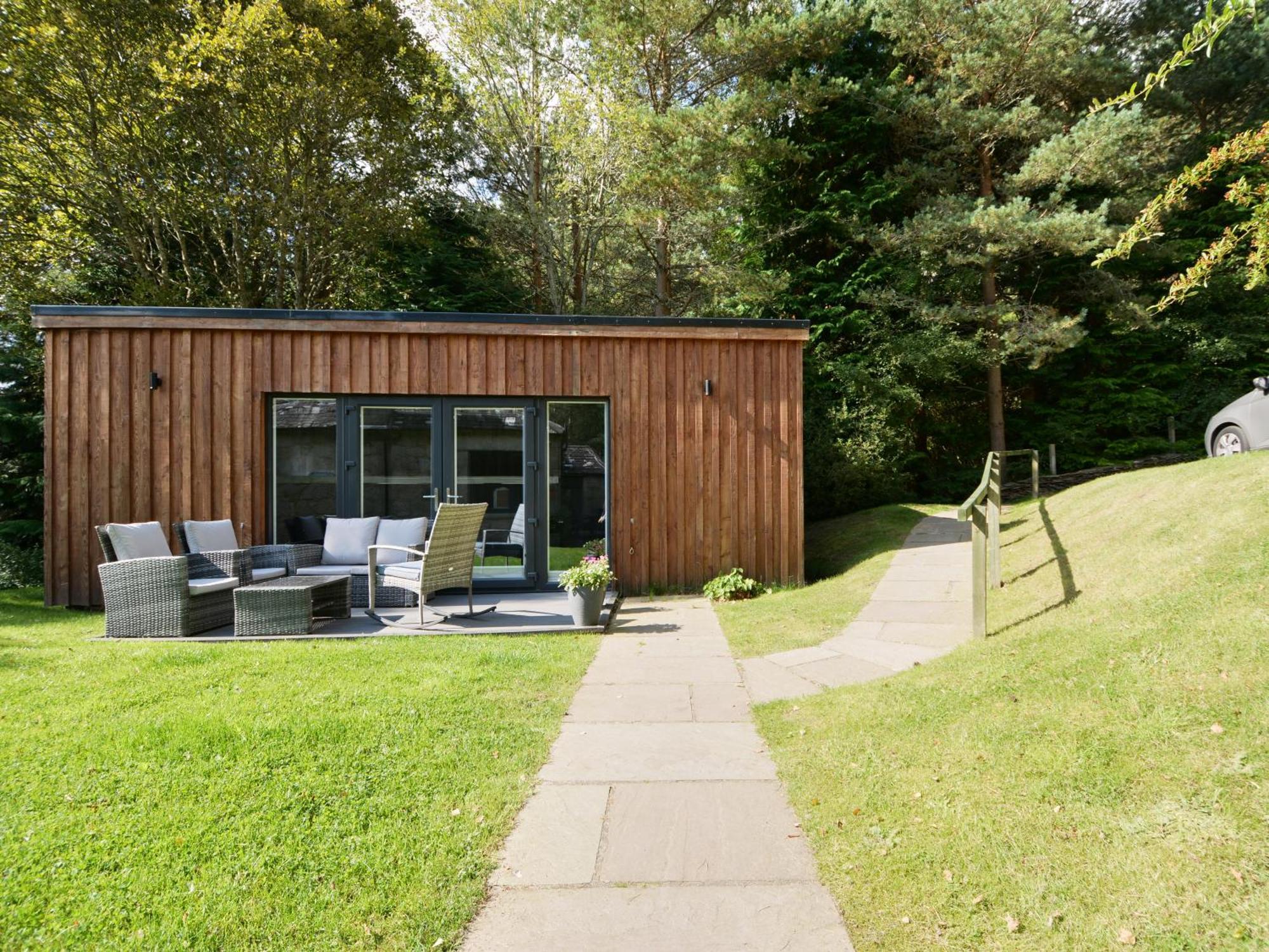 Amazing Cottage With Private Indoor Swim Pool And Hot Tub Grantown-on-Spey Exterior foto